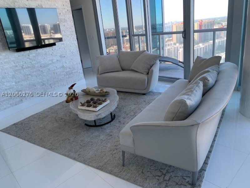 Comprar apartamento no Jade Ocean 2808