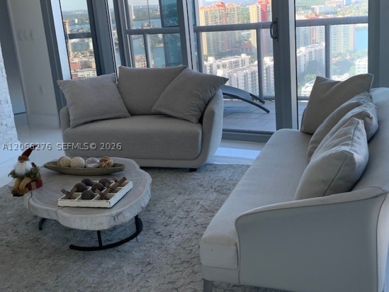 Comprar apartamento no Jade Ocean 2808