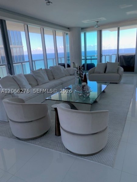 Jade Ocean Apt #2808