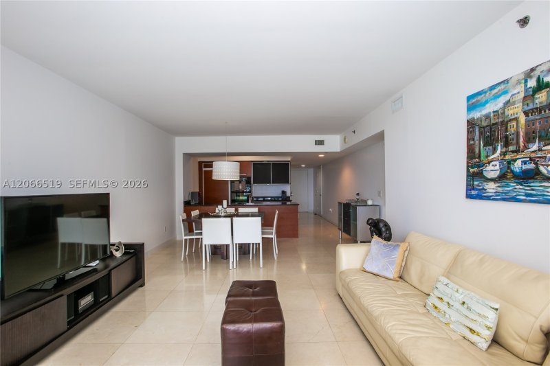 Aluguel de apartamento no Beach Club Two 1711