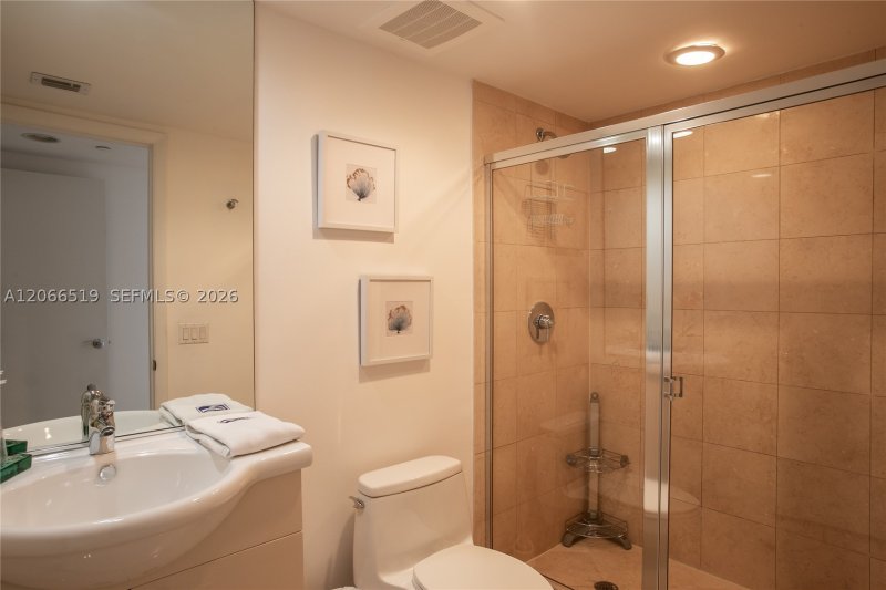 Aluguel de apartamento no Beach Club Two 1711