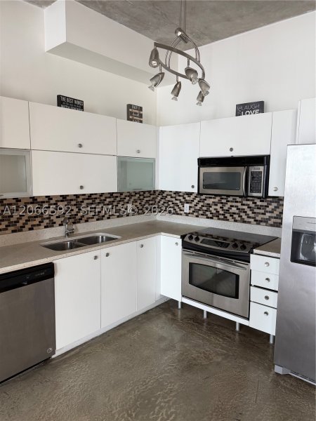 Property photo # 3