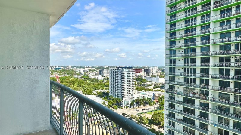 Condo for sale at Opera Tower 2607