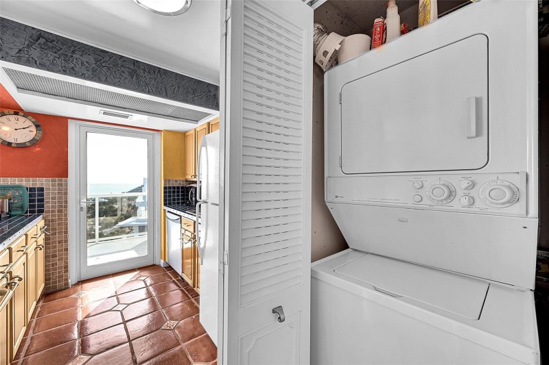 Property photo # 11