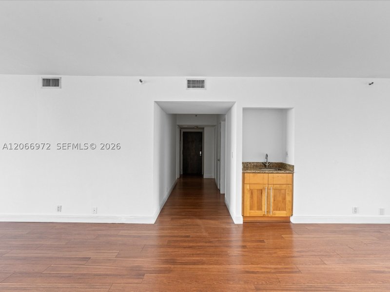 Alquiler de apartamento en The Palace B3804