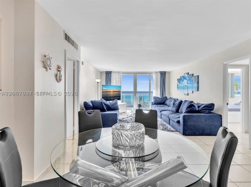 Apartment for rent at Parker Tower 206