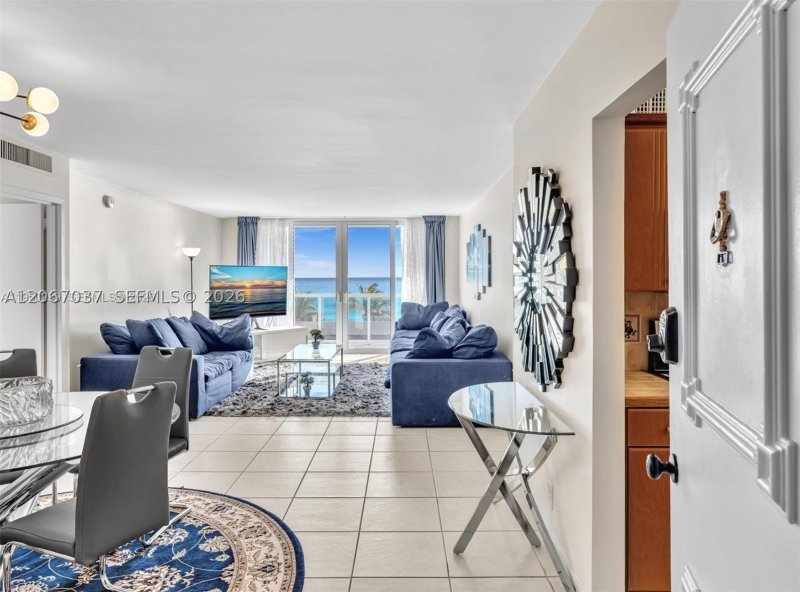 Apartment for rent at Parker Tower 206