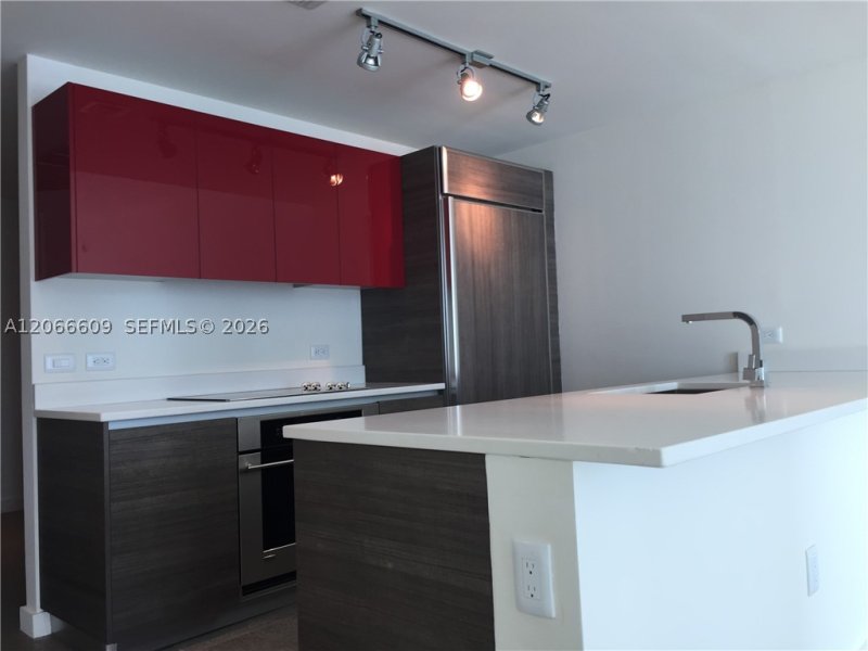 Aluguel de apartamento no 1100 Millecento 2911