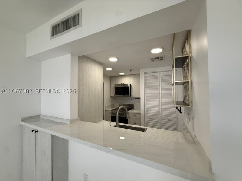 Aluguel de apartamento no Brickell Key Two 1024