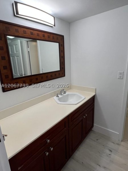 Aluguel de apartamento no Brickell Bay Club 307