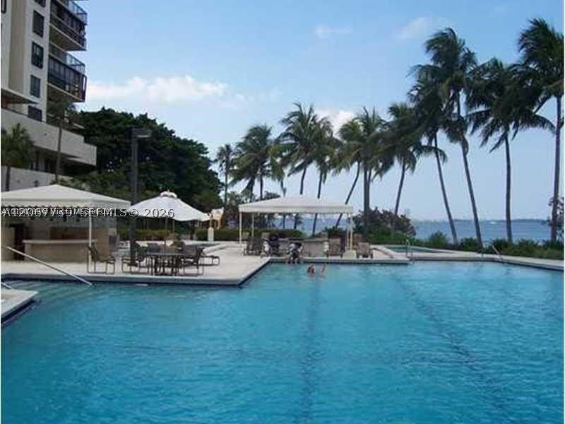 Aluguel de apartamento no Brickell Bay Club 307