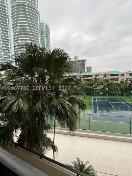 Aluguel de apartamento no Brickell Bay Club 307