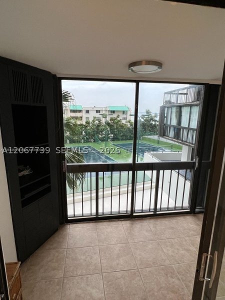 Aluguel de apartamento no Brickell Bay Club 307