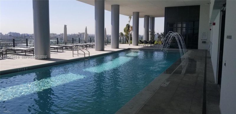 Aluguel de apartamento no Canvas 2706
