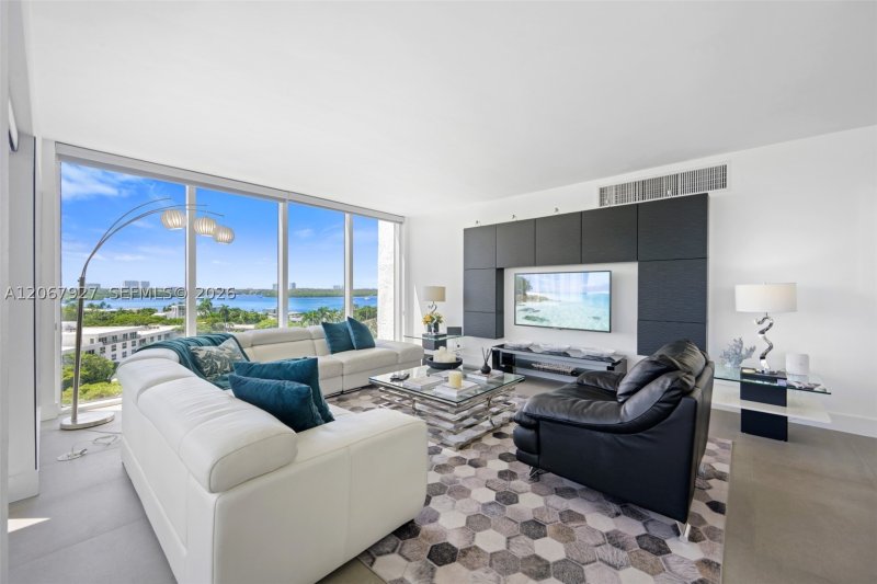 Comprar apartamento no Harbour House 722