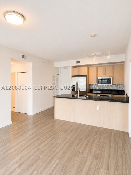 Apartment for rent at Axis on Brickell North Tower 1722-N