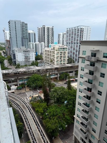 Apartment for rent at Axis on Brickell North Tower 1722-N