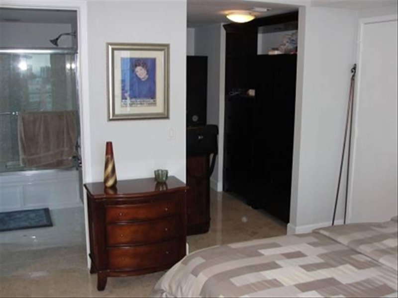 Comprar apartamento no Latitude On The River 1802