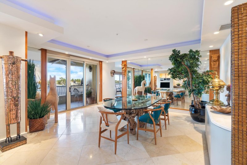 Apartment for rent at Alhambra Place 401