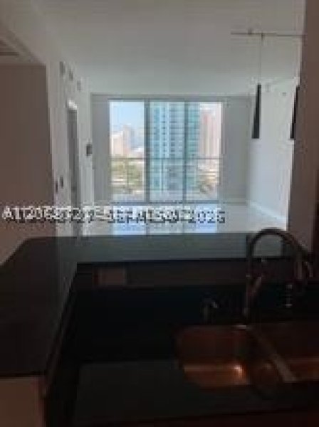 Alquiler de apartamento en One Miami West Tower 1805