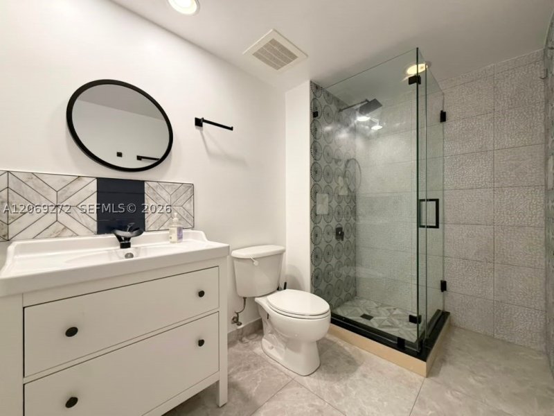 Aluguel de apartamento no The Plaza Tower I 1108