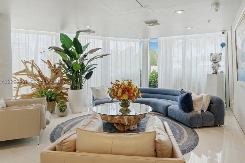 Apartment for rent at 63 Nobe 5A
