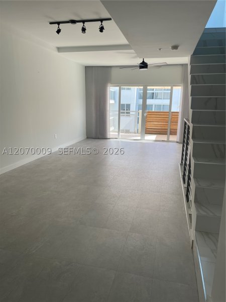 Property photo # 14