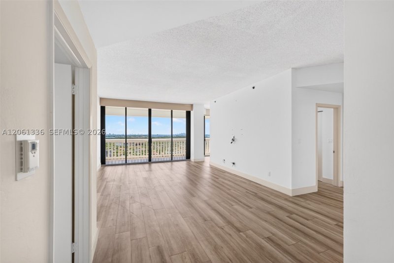 Condo for sale at 2000 Williams Island 3008