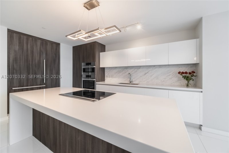 Apartment for rent at Paramount Miami WorldCenter 3911