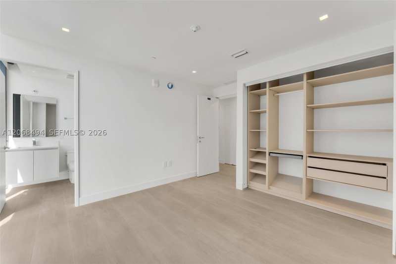 Alquiler de apartamento en Aria Reserve Miami 1207