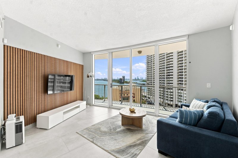 Comprar apartamento no Opera Tower 1202