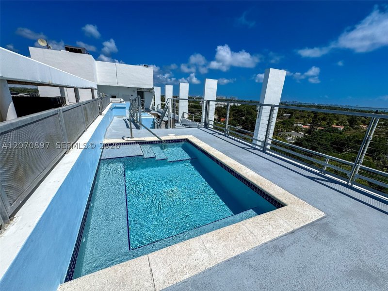 Property photo # 14
