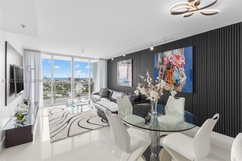 Condo for sale at Sunset Harbour South 2409