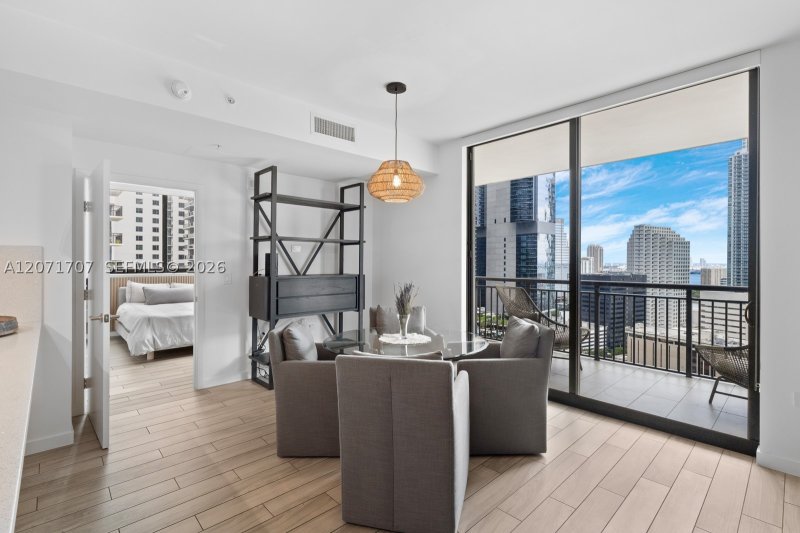 Alquiler de apartamento en Nine at Mary Brickell Village 2502