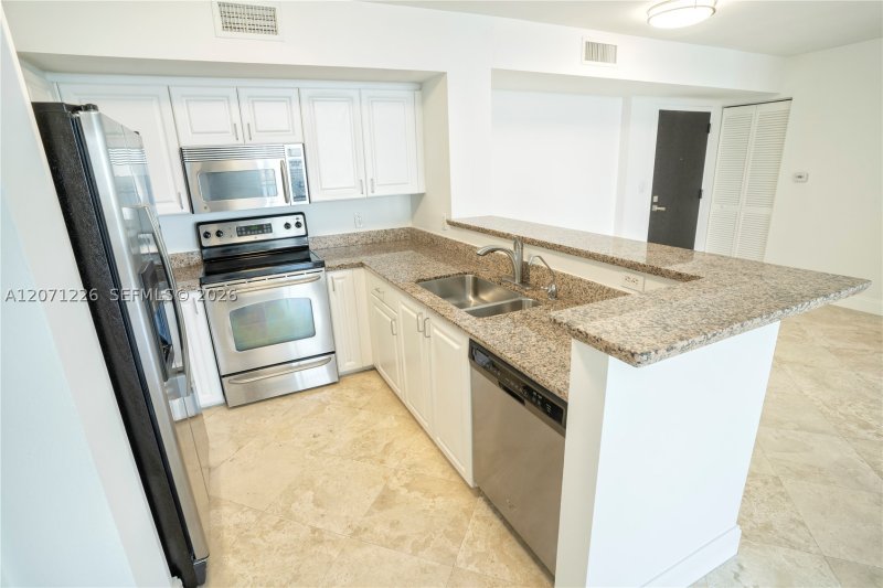 Property photo # 8
