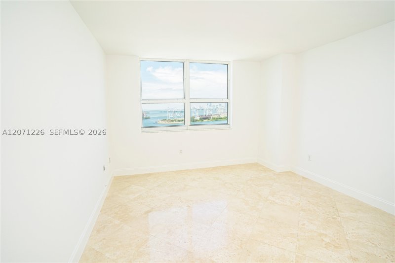 Property photo # 12