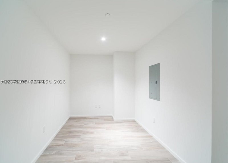 Apartment for rent at SLS Lux Brickell 2707