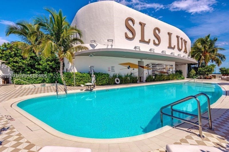 Apartment for rent at SLS Lux Brickell 2707