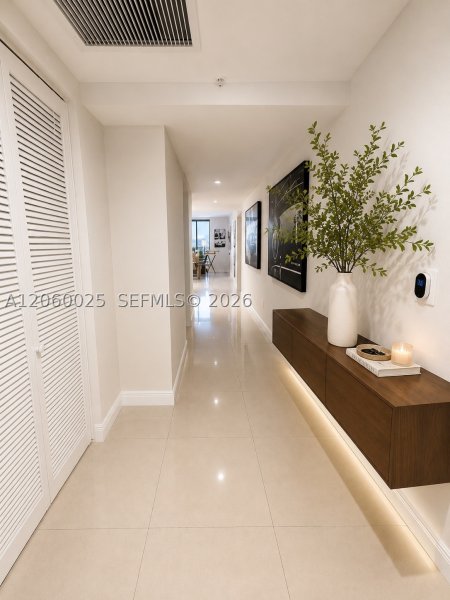 Aluguel de apartamento no Latitude On The River 2503