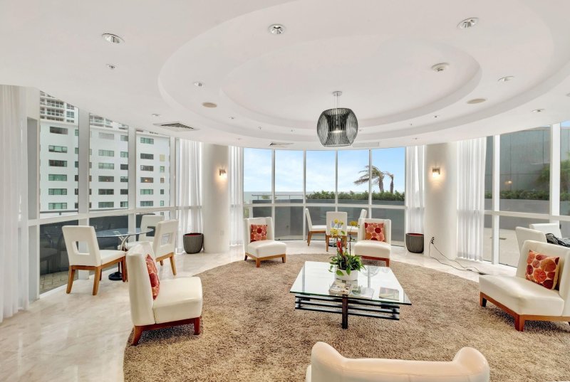 Alquiler de apartamento en La Gorce Palace 2603