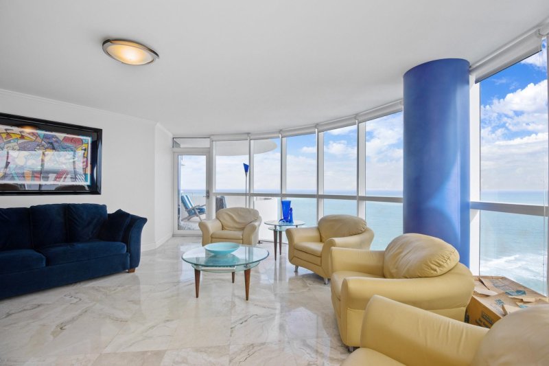Alquiler de apartamento en La Gorce Palace 2603