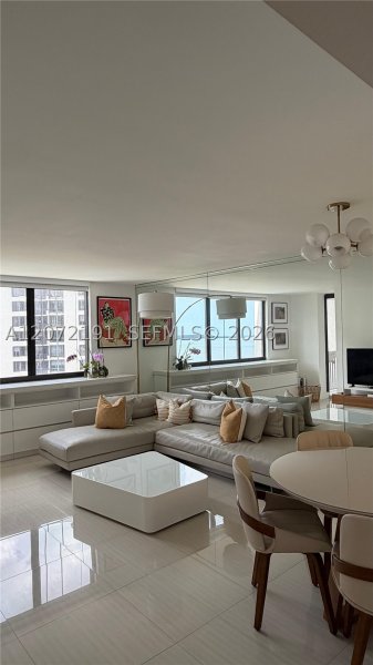Brickell Key Two Apt #1101