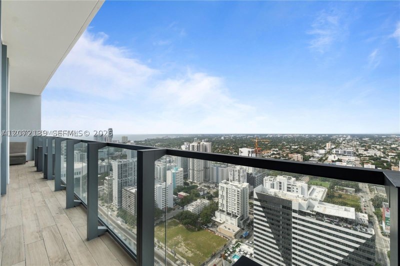 Aluguel de apartamento no Brickell City Centre Rise 3412