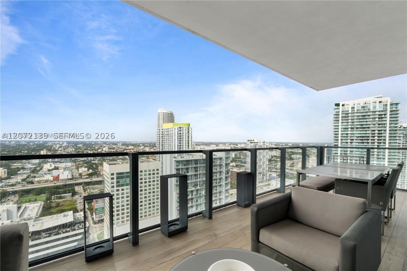 Aluguel de apartamento no Brickell City Centre Rise 3412