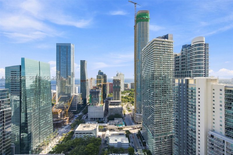 Aluguel de apartamento no The Bond 3800