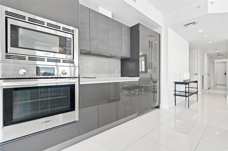 Aluguel de apartamento no The Bond 3800