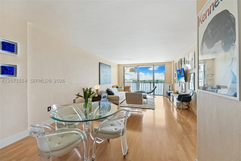 Comprar apartamento en South Bay Club 917