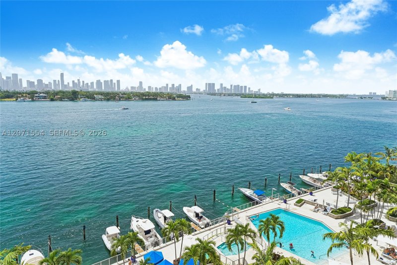 Comprar apartamento en South Bay Club 917