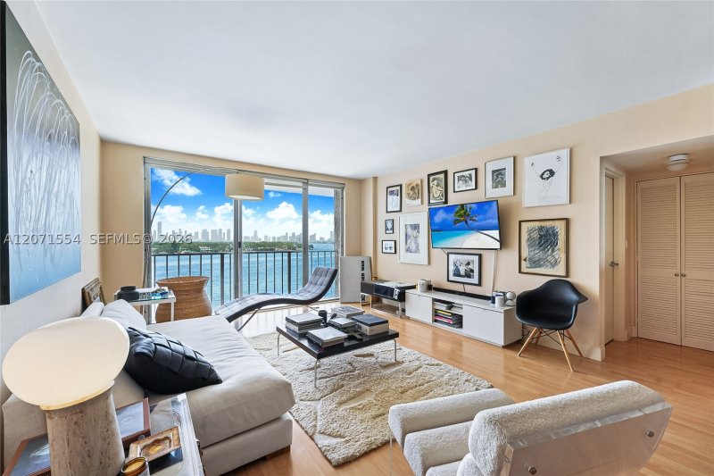 Comprar apartamento en South Bay Club 917