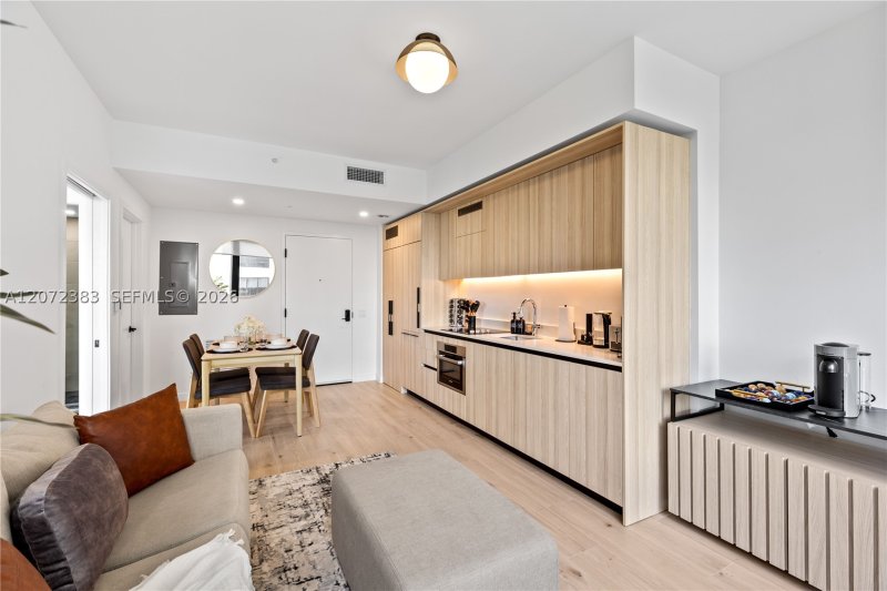 Property photo # 6